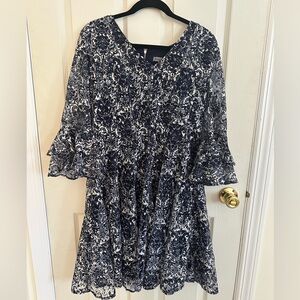 Danny & Nicole Navy and White Lace Dress